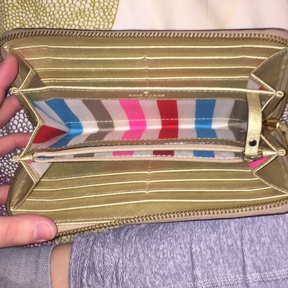 Kate Spade Wallet - Picture 2 of 3